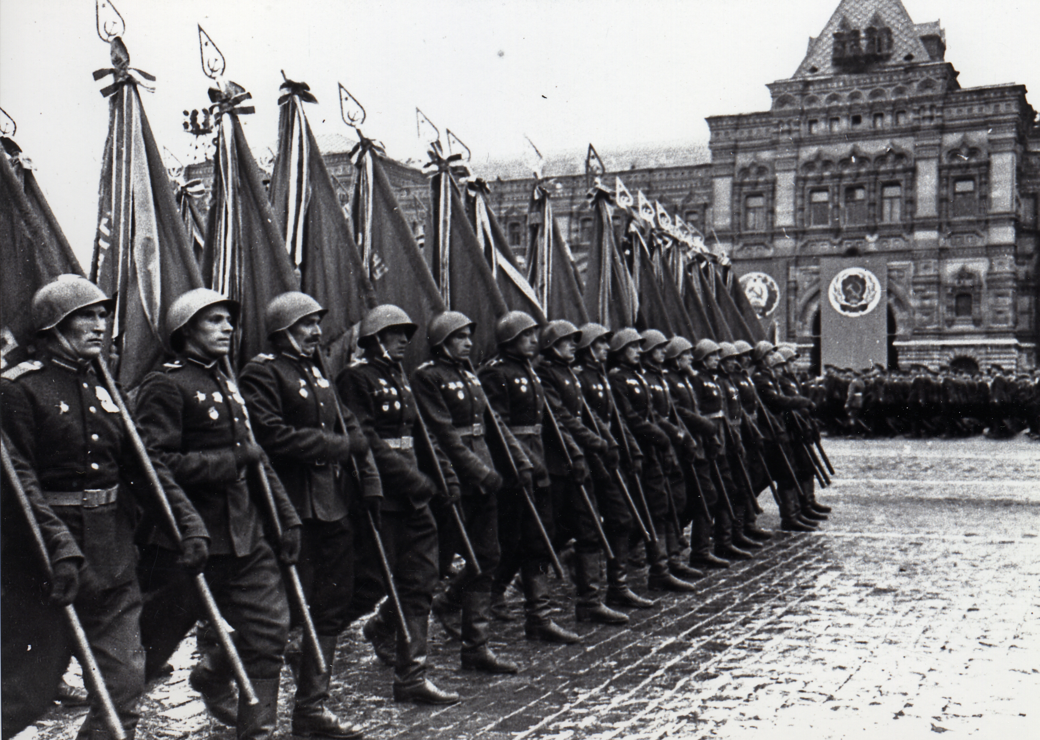 Великая победа 1945 фото. 24 Июня 1945 г в Москве состоялся парад Победы. ВОВ парад Победы 1945. Парад красной армии 1945. Парад 1945 года на красной площади.